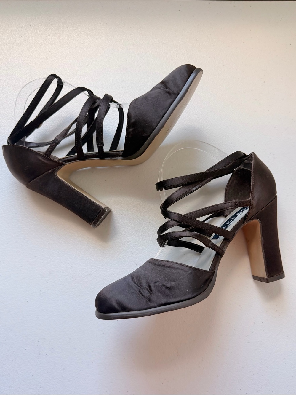 Bakers Vintage Y2K Brown Satin Strappy Chunky 4” Heels Size 8.5